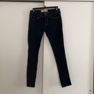 hollister super skinny “dark wash” jeans